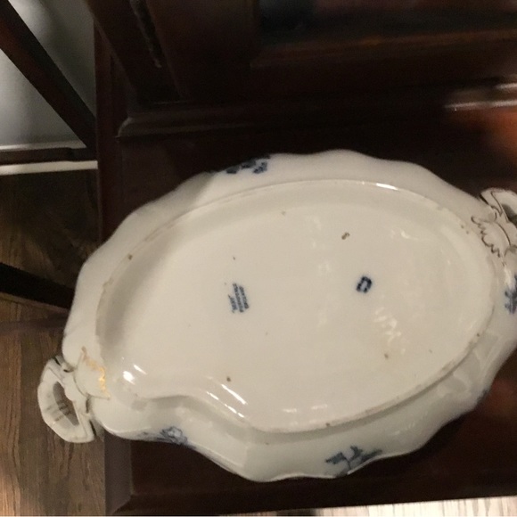 Doris Barka Lace Edge English Bowl - Picture 10 of 12